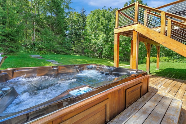 Baignoire à remous extérieure