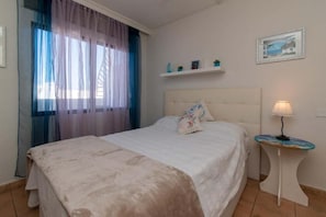 1 bedroom, iron/ironing board, Internet, bed sheets