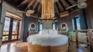 1 bedroom, in-room safe, free WiFi, bed sheets