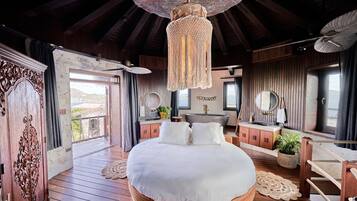 1 bedroom, in-room safe, free WiFi, bed sheets