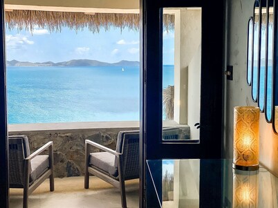 Top‑Level Sunrise View Suite in BVI