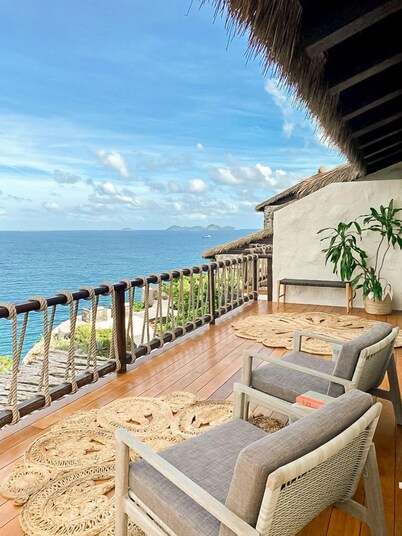 Caribbean Escape, Sunrise Oceanview Suite in BVI