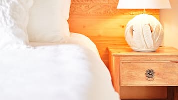 1 bedroom, in-room safe, free WiFi, bed sheets