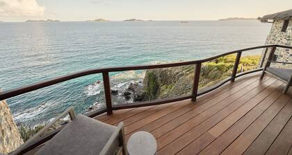 Sunrise Oceanview Suite in BVI