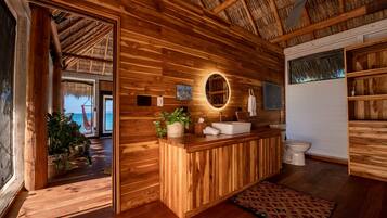 風筒、提供毛巾、番梘、洗頭水