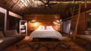 1 bedroom, in-room safe, desk, free WiFi