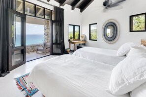1 quarto, escrivaninha, Wi-Fi de cortesia