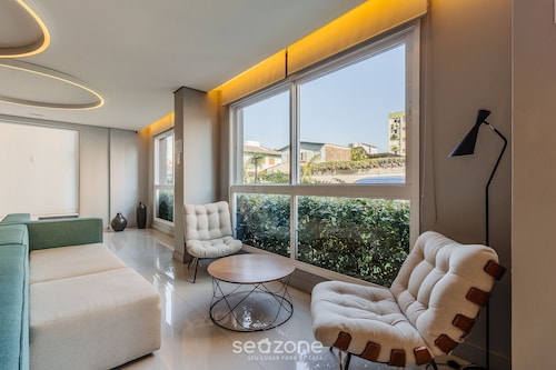 Studio Completo ao Lado da PUCRS c/ Garag CON1506