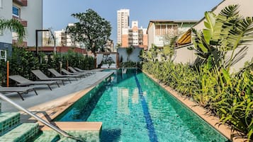 Udendørs pool