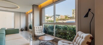 Studio in Building With Pool Con1206