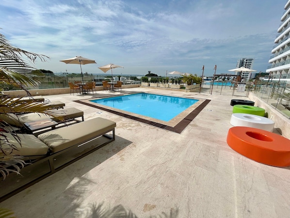 Apartamento | Piscina | Una piscina al aire libre