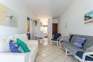 Living area - Great Apto 600m From Praia Brava in Floripa Coi203 (Florianópolis)