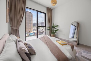 1 slaapkamer, een strijkplank/strijkijzer, reisbedje, gratis wifi