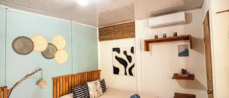 3 habitaciones, tabla de planchar con plancha, wifi y ropa de cama