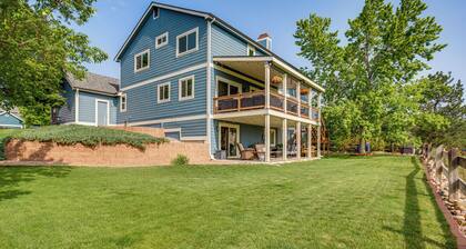 Game Room, Home Gym & Deck: Littleton Apartment