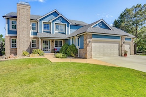 Exterior - Game Room, Home Gym & Deck: Littleton Apartment (Littleton)