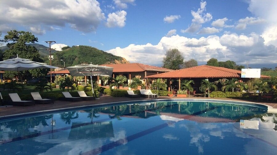 Finca Hotel Yerbabuena