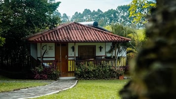 小屋 | 筆電工作空間、免費無線上網