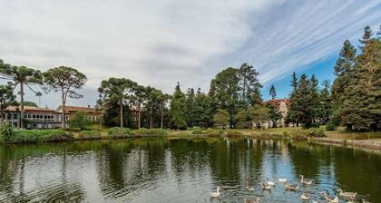 Apt in Canela Facing Duck Lake Cbl307