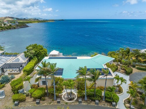 Ocean’s Edge Villa - Cliffside 3Br Villa