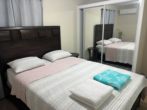 2 bedrooms, iron/ironing board, WiFi, bed sheets