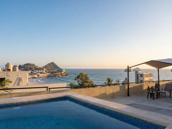 Pool - The Best View in Mazatlán, with private terrace (Mazatlan)