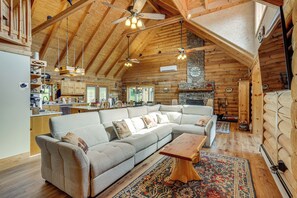 TV, fireplace, DVD player, books