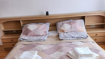 1 bedroom, WiFi, bed sheets