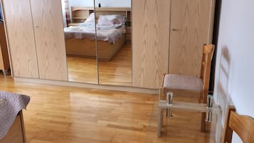 1 dormitorio, wifi, ropa de cama