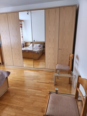 1 chambre, Wi-Fi, draps fournis