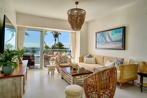 Living area - Caribbean Sunscape Beachfront Apartment (Playa Juan Dolio)