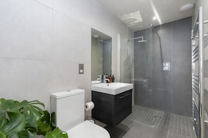 Hair dryer, towels