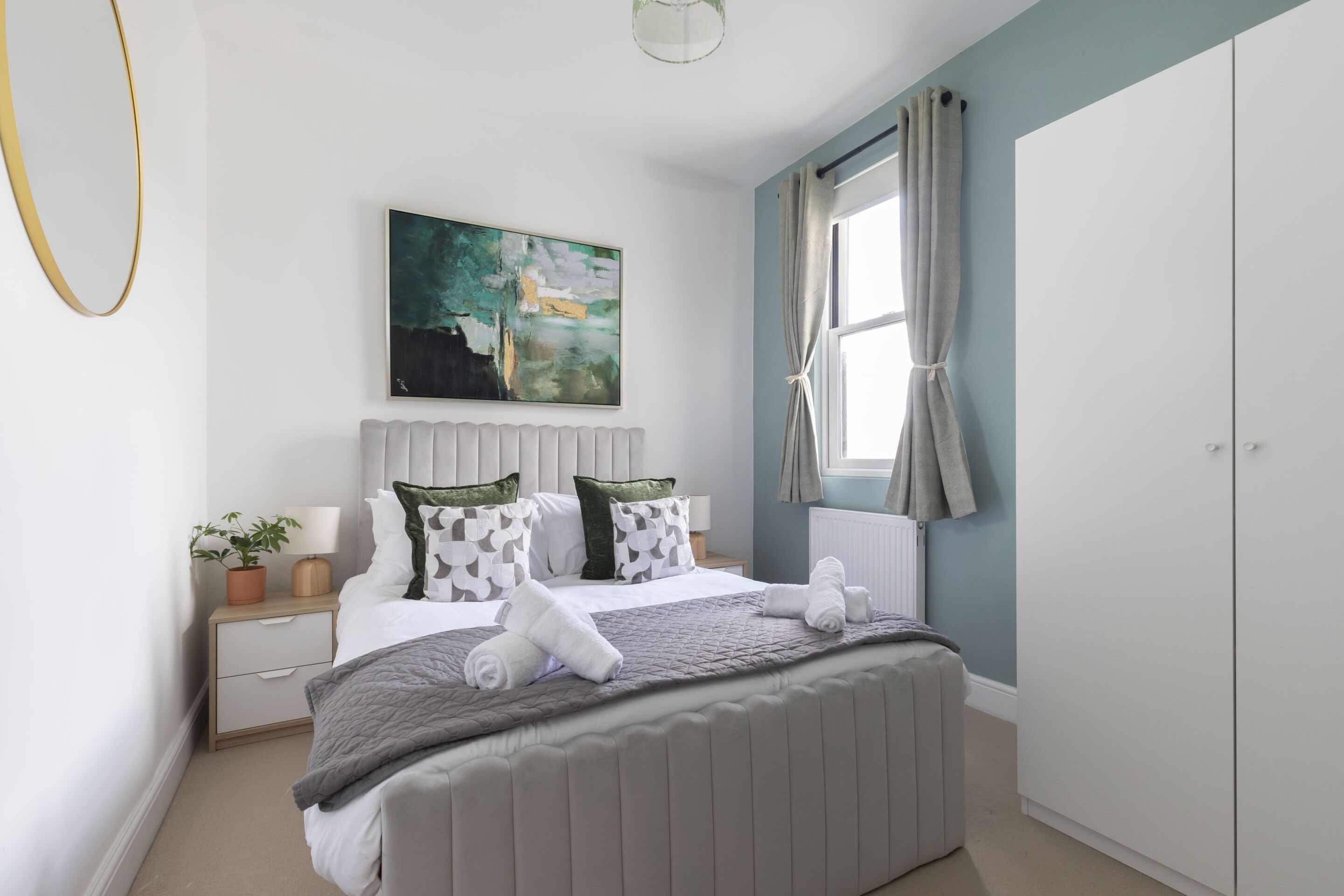 2 bedrooms, iron/ironing board, travel crib, WiFi (free)