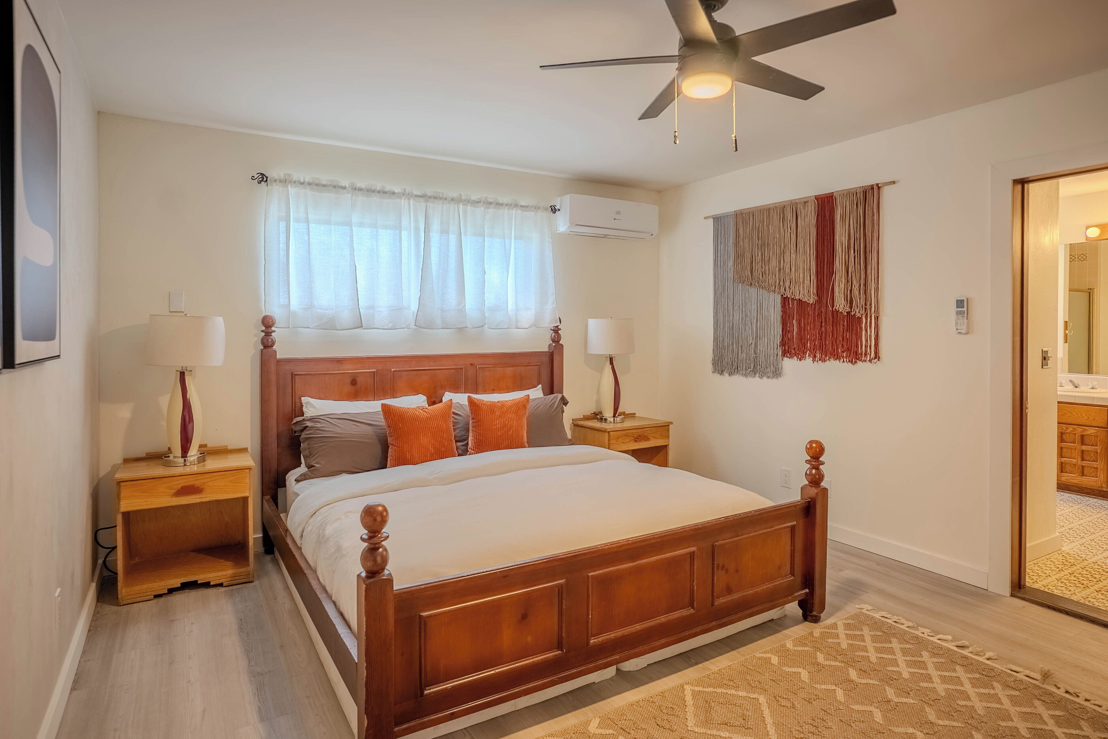 Ferros/tábuas de passar roupa, Wi-Fi, roupa de cama