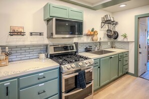 Microwave, oven, stovetop, dishwasher