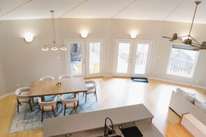 Dining - Come and live your best Lowcountry Life! (Beaufort)