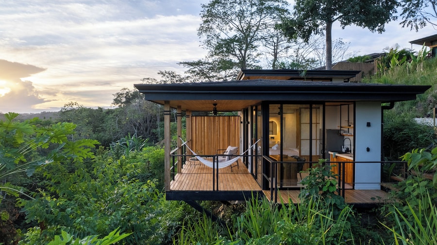 Casita Nalu by Wynwood House