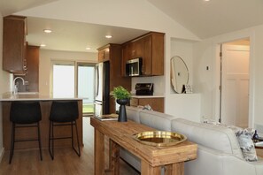 Interior - Your Door County House - Newly Renovated - Steps from Sturgeon Bay Attractions (Sturgeon Bay)