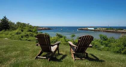 Guest House on Private Estate with Beach