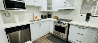 Charming 700 Sqft Retreat @Brampton