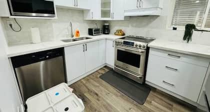 Charming 700 Sqft Retreat @Brampton