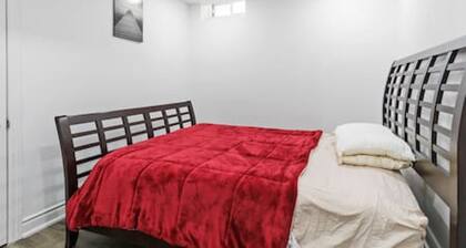 Brampton Retreat with Basement