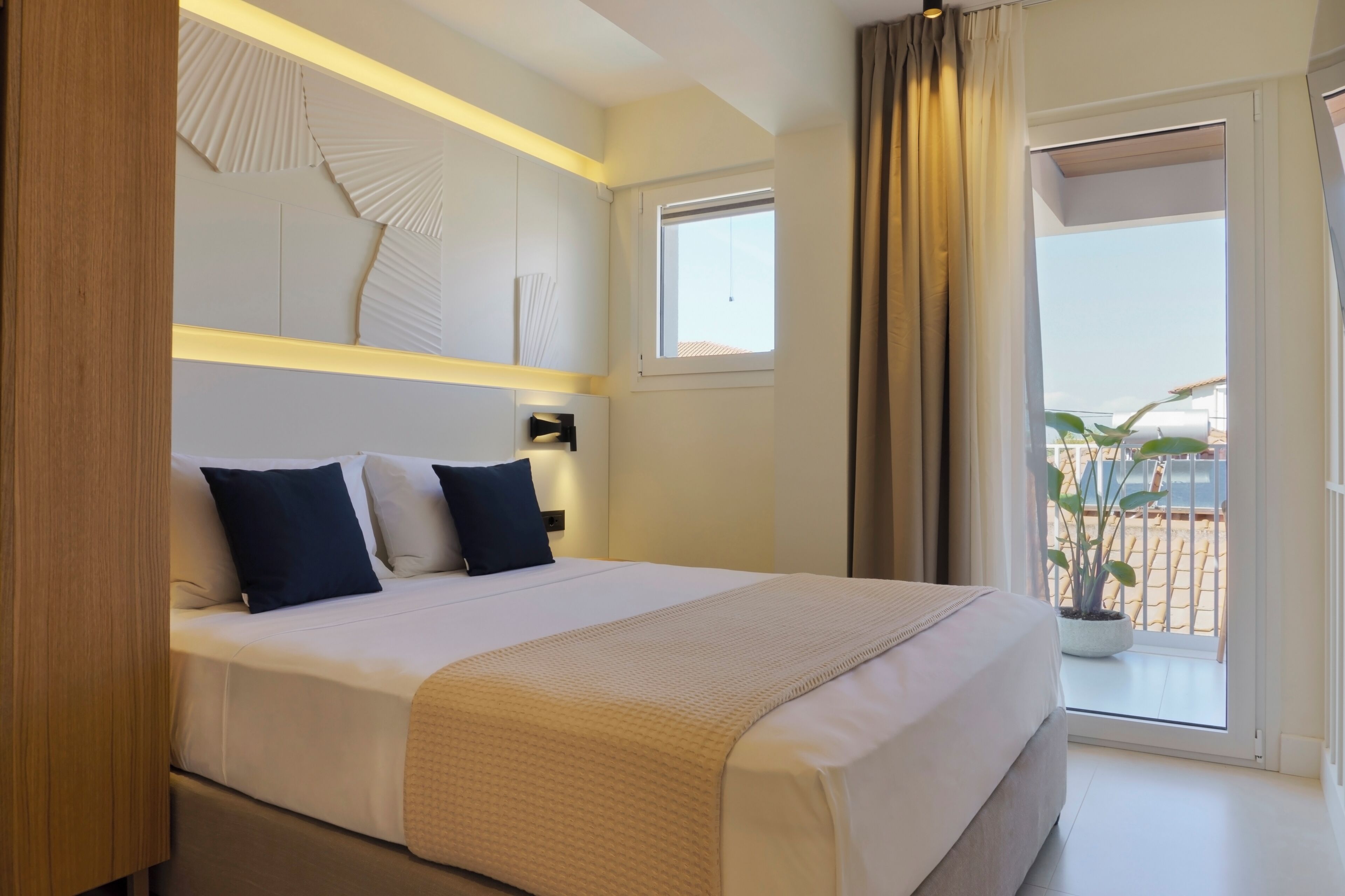 Suite Classique, 1 chambre | Coffres-forts dans les chambres, rideaux occultants