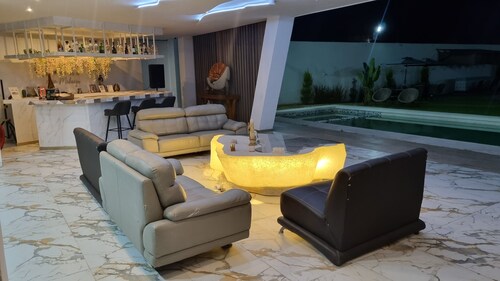 Hermosa casa para 25 personas a 1:15 de cdmx, horarios flexibles