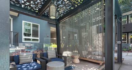 Charming, Peaceful Apartment Retreat in Griffith