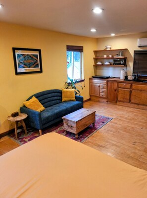 Fer et planche à repasser, Wi-Fi, literie fournie