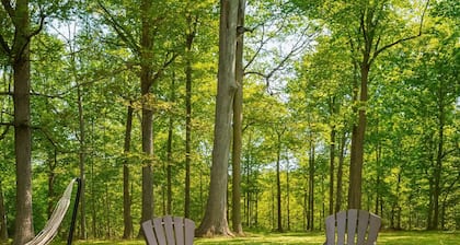 Renovated Cottage|Game Room|Fire Pit|Sleeps 8