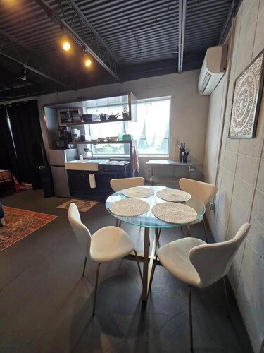 Bohemian Industrial Studio Apartment Near Hospitals and Colleges