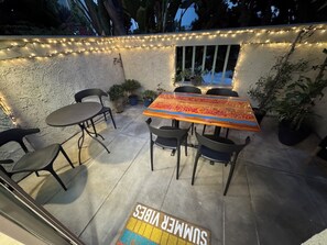 Outdoor dining