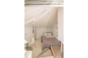 1 Schlafzimmer, Schreibtisch, Internetzugang, Bettwäsche